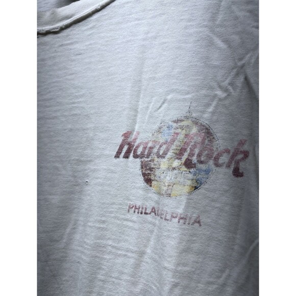 Vintage 90s thrashed super soft and thin Hard Rock Philadelphia T Shirt Large - Picture 3 of 11